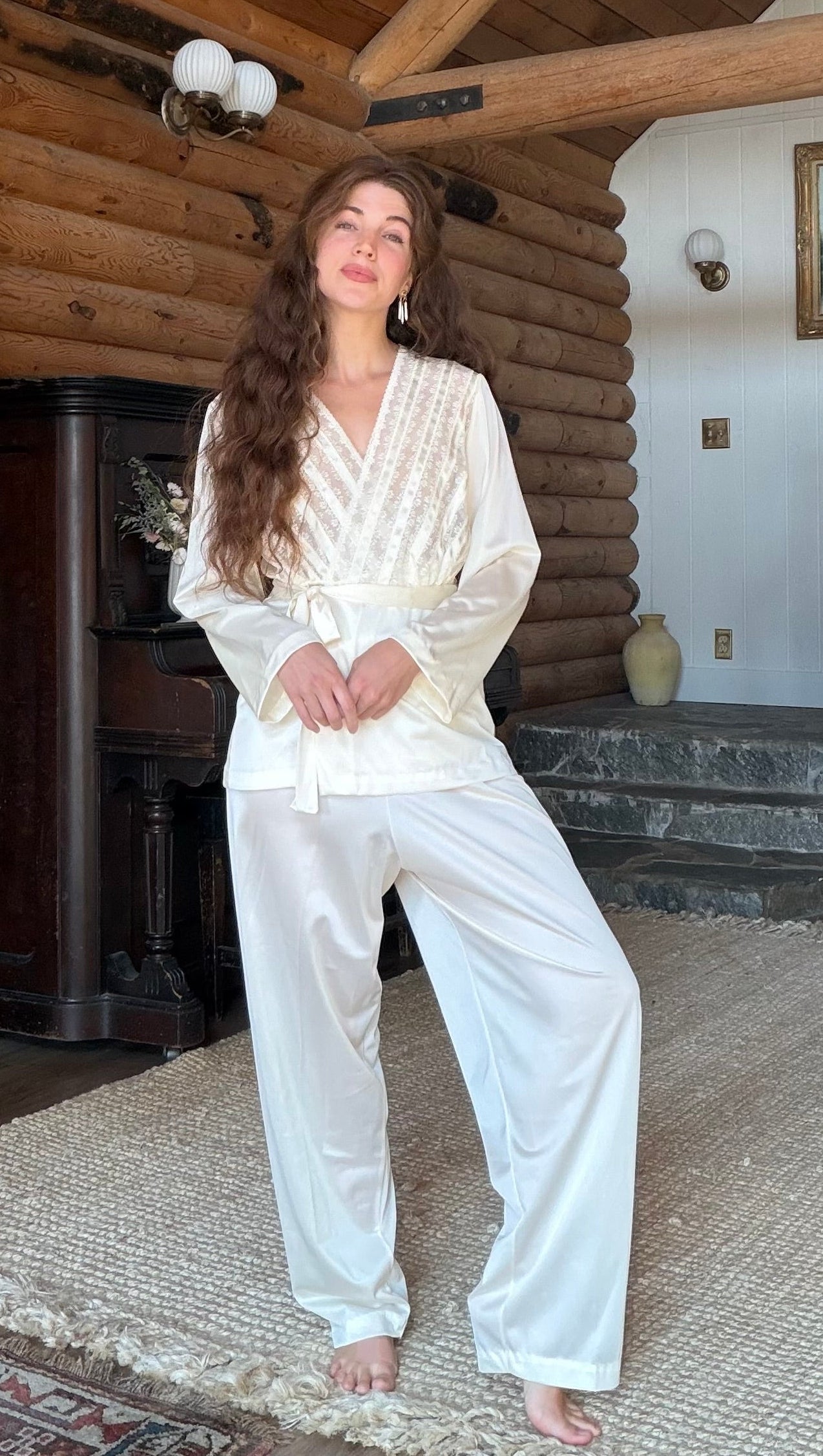 Ivory Lily of France Lounge Set