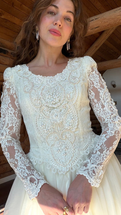 Jessica McClintock Heirloom Lace Wedding Gown