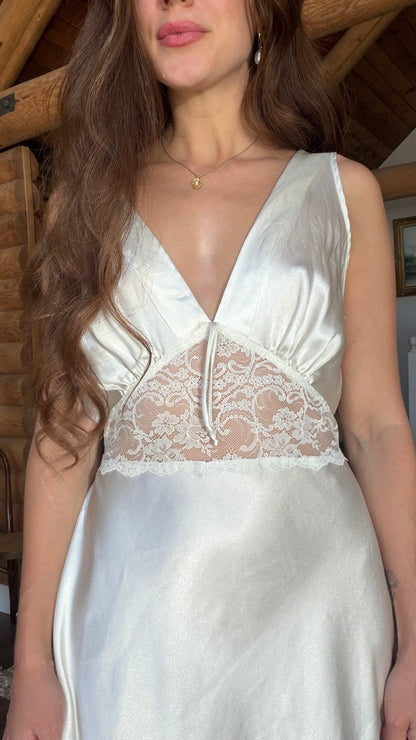 Ivory Bias Cut Lace Gown