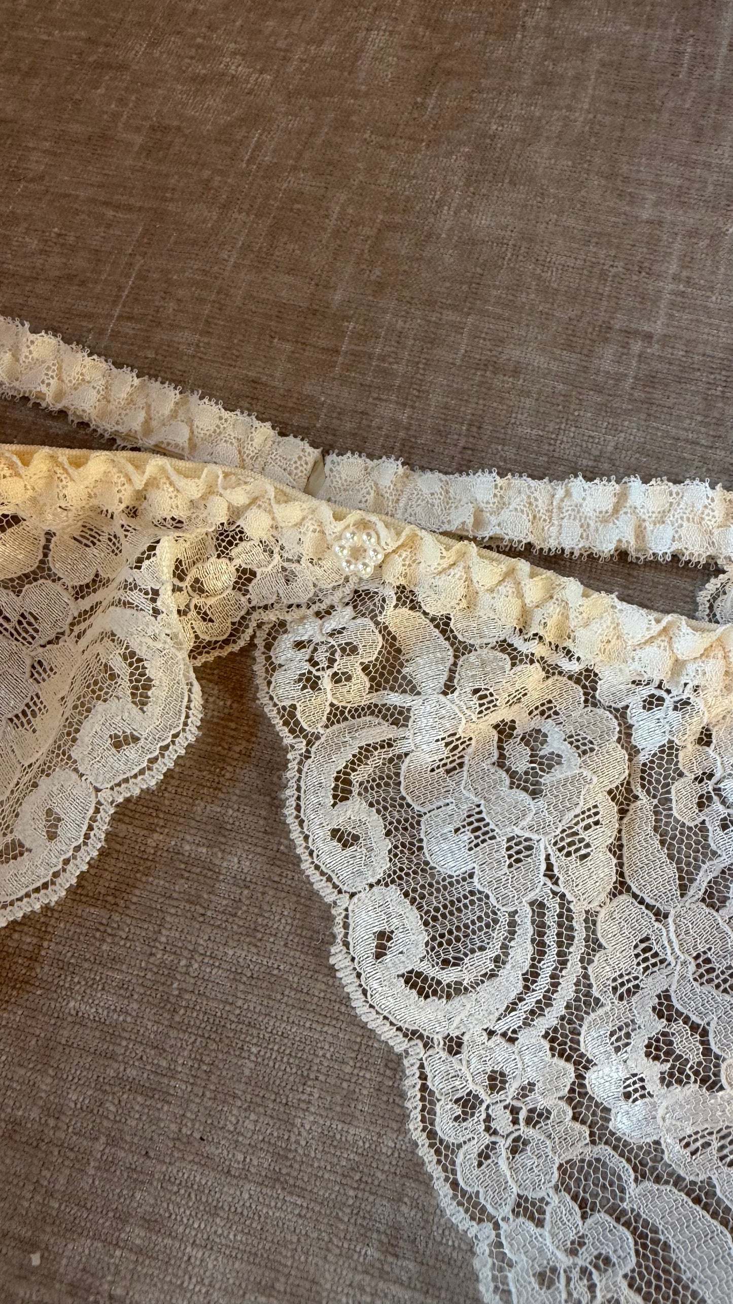 Christian Dior Ivory Lace Garter Belt